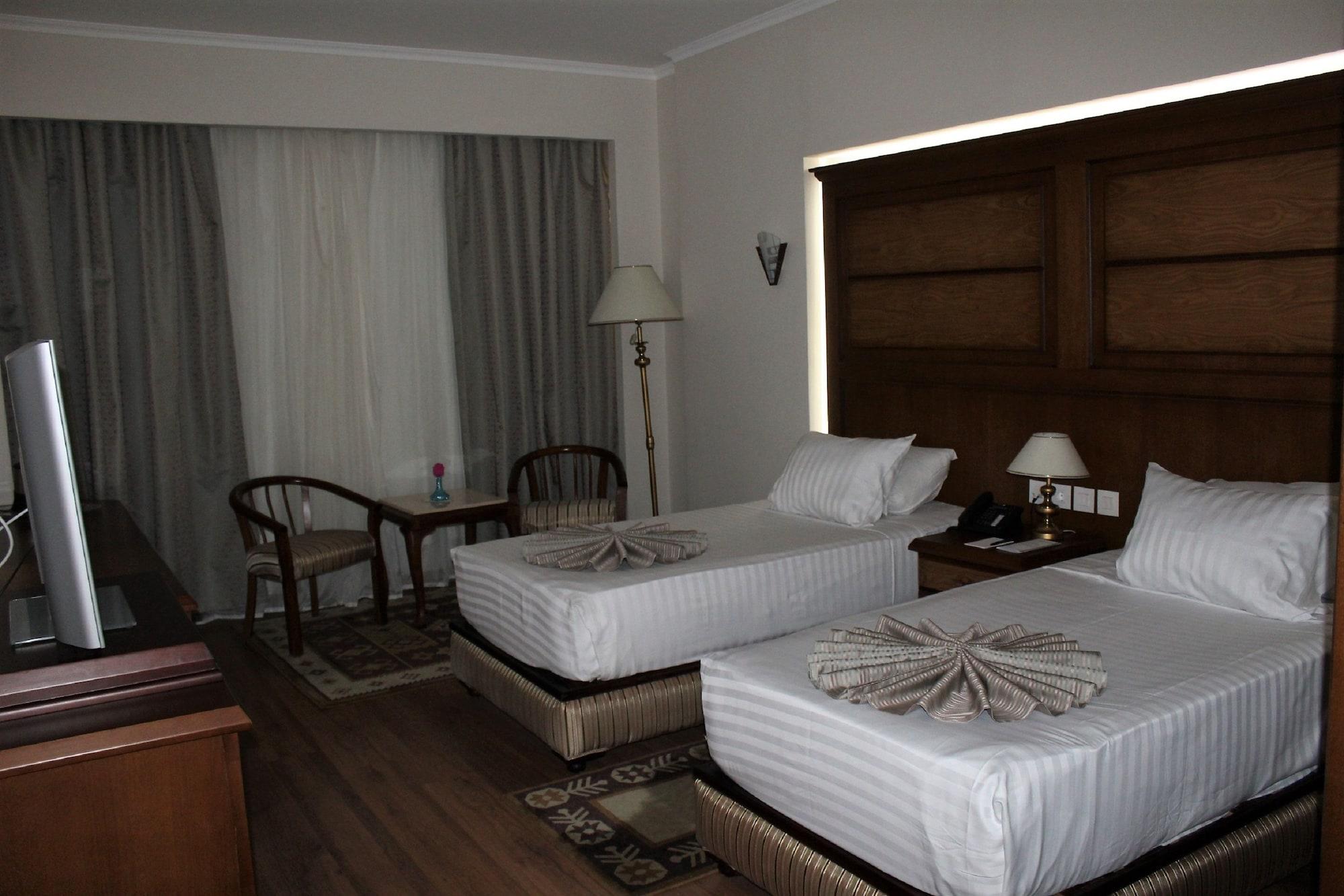 Cleopatra Hotel Каир Экстерьер фото